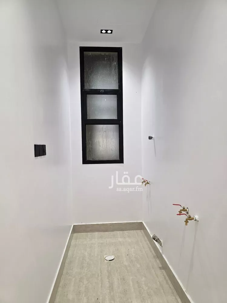 فيلا للبيع في شارع أحمد بن عمر اليمني, حي طويق, مدينة الرياض, منطقة الرياض صورة 5
