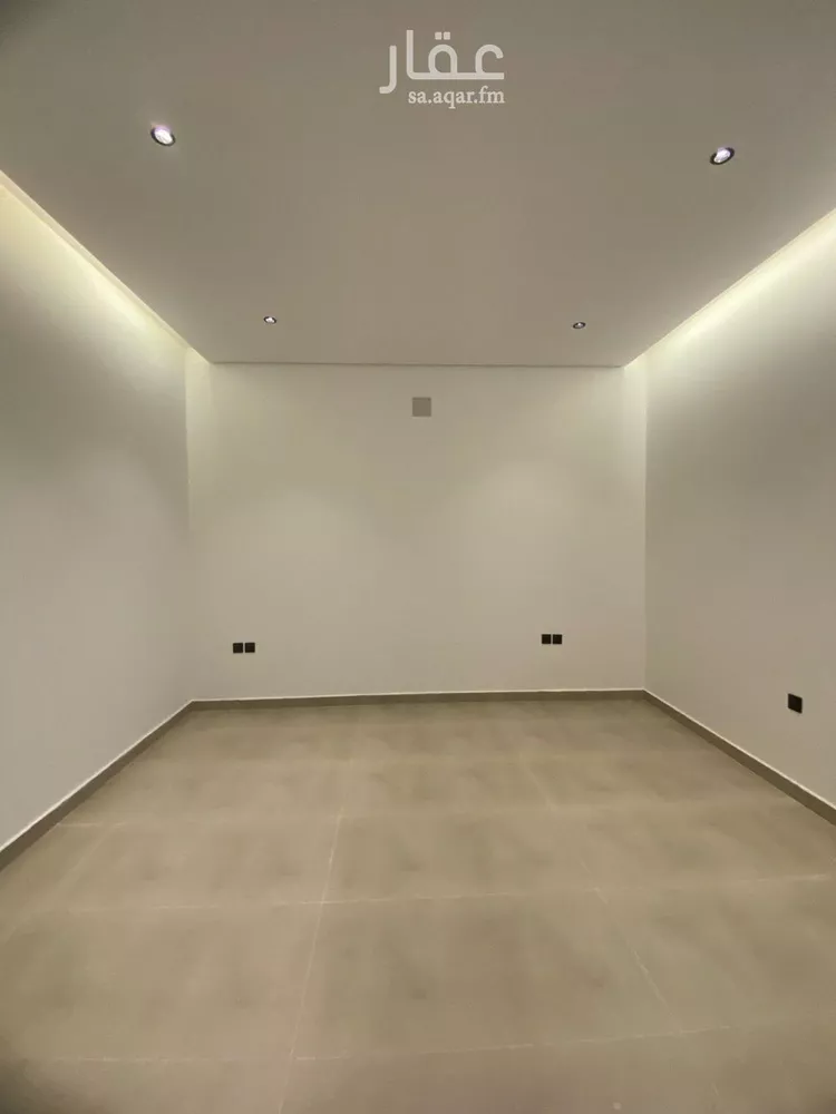 دور للبيع في شارع المطرفي, حي الحزم, مدينة الرياض, منطقة الرياض صورة 3