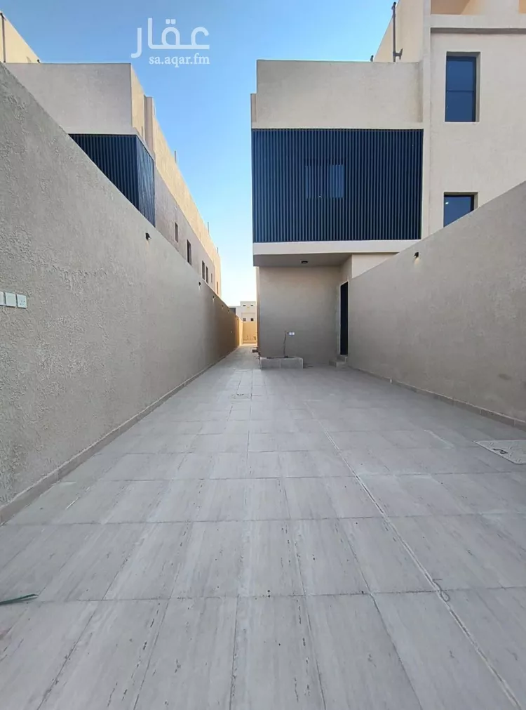 Floor for Sale in Riyadh Dahiat Namar 13