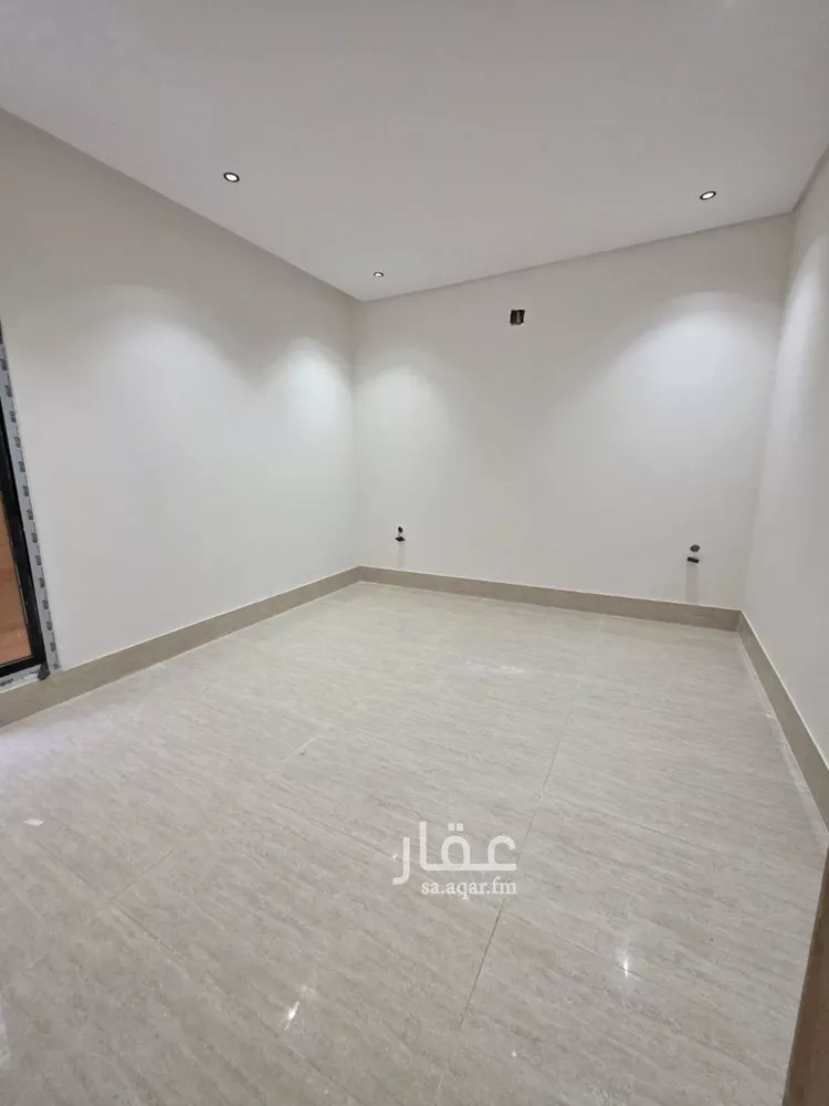 دور للبيع في شارع يحيى المفتي, حي طويق, مدينة الرياض, منطقة الرياض 15