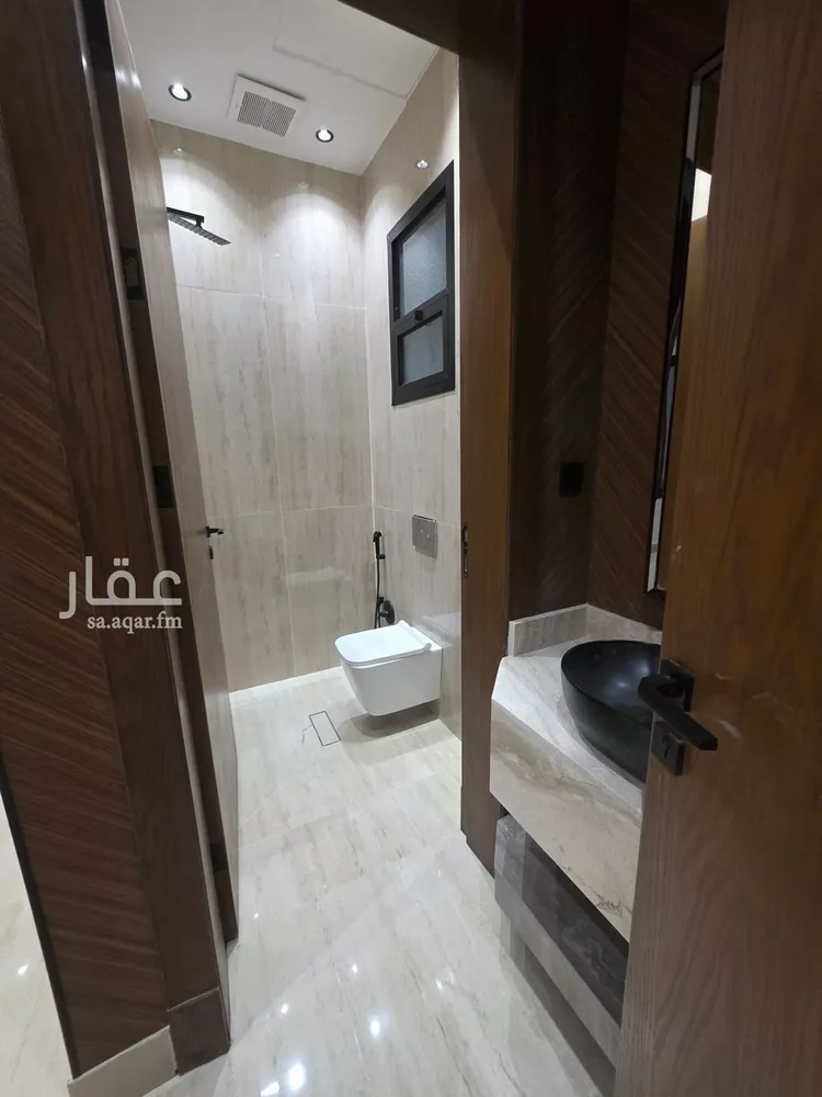 دور للبيع في شارع أحمد بن محمد الصباحي, حي العوالي, مدينة الرياض, منطقة الرياض صورة 5