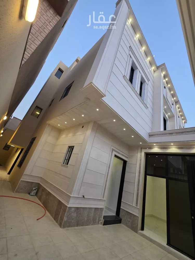 فيلا للبيع في شارع ست المعالي الحربية, حي العريجاء الغربي, مدينة الرياض, منطقة الرياض صورة 2