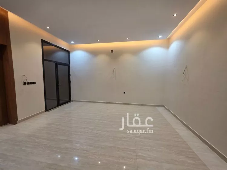دور للبيع في شارع أحمد محمد جمال, حي طويق, مدينة الرياض, منطقة الرياض صورة 3