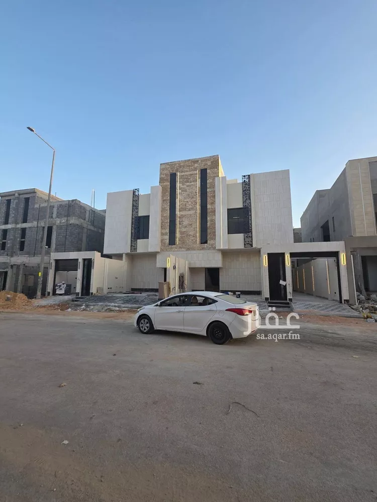 Floor for Sale in Riyadh Tuwaiq