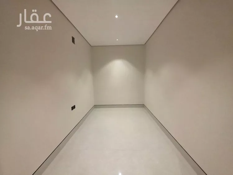 فيلا للبيع في شارع سوق بني زيد, حي العريجاء الغربي, مدينة الرياض, منطقة الرياض صورة 2