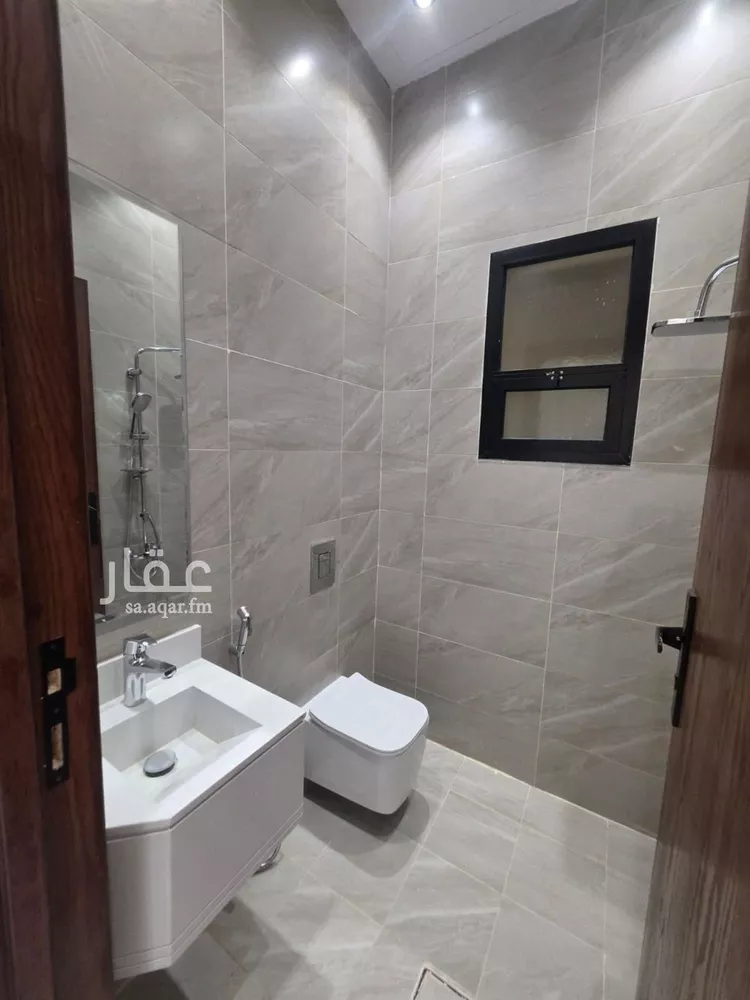 فيلا للبيع في شارع أحمد البرادعي, حي العوالي, مدينة الرياض, منطقة الرياض صورة 3