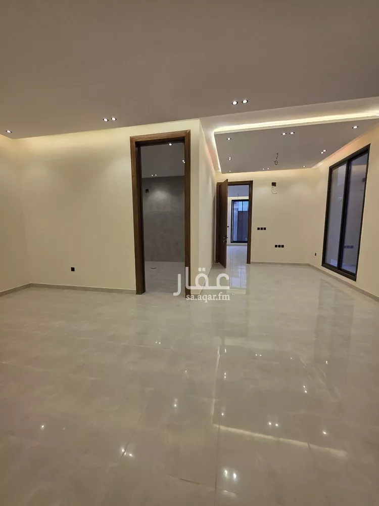Floor for Sale in Riyadh Tuwaiq 12
