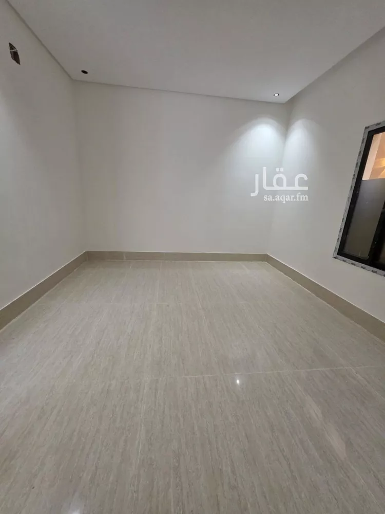 دور للبيع في شارع يحيى المفتي, حي طويق, مدينة الرياض, منطقة الرياض صورة 5