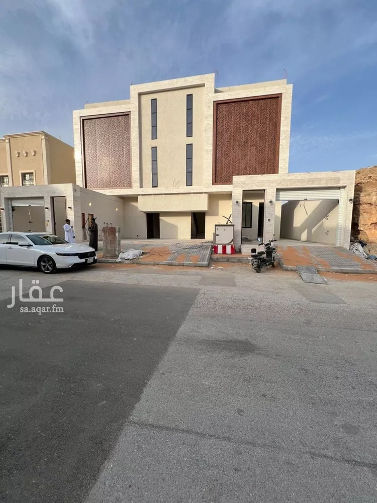 Floor for Sale in Riyadh Al Hazm
