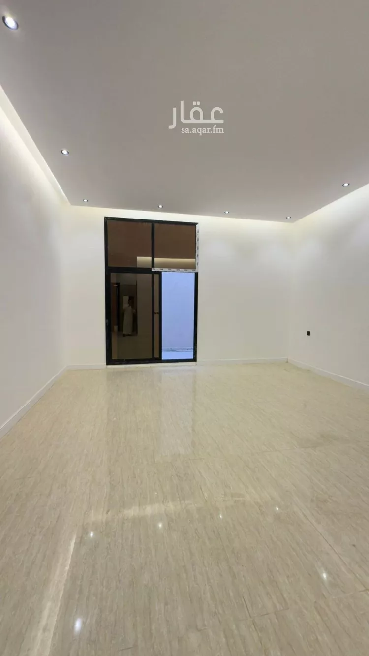 Villa for Sale in Riyadh Tuwaiq 17