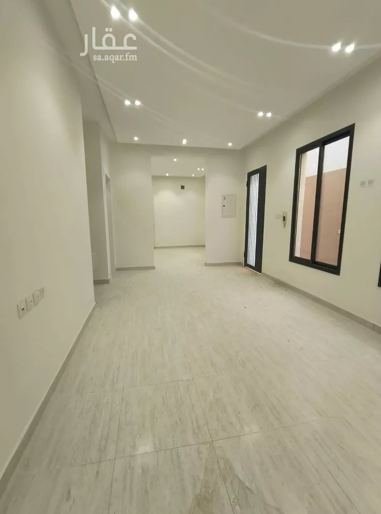 Floor for Sale in Riyadh Dahiat Namar 12