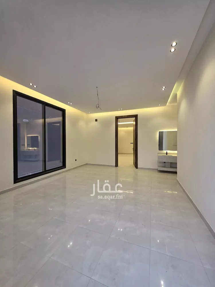 Floor for Sale in Riyadh Tuwaiq 7