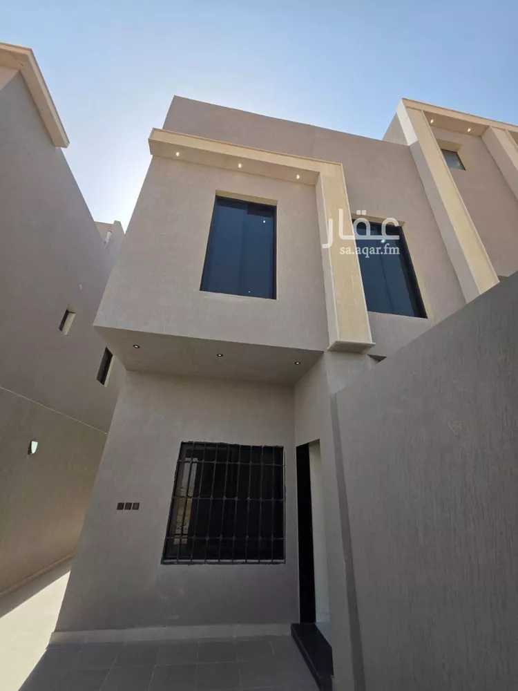 دور للبيع في شارع زايد السبيعي, حي بدر, مدينة الرياض, منطقة الرياض صورة 5