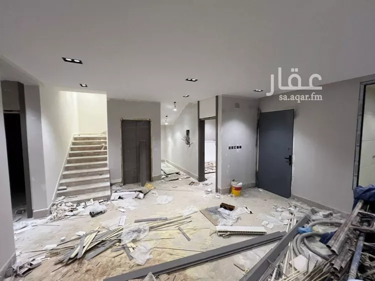 فيلا للبيع في شارع رابعة بنت العباس, حي العريجاء الغربي, مدينة الرياض, منطقة الرياض صورة 4