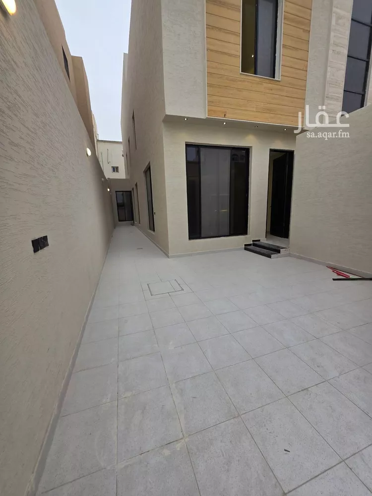 دور للبيع في شارع علي القيسي, حي طويق, مدينة الرياض, منطقة الرياض صورة 3