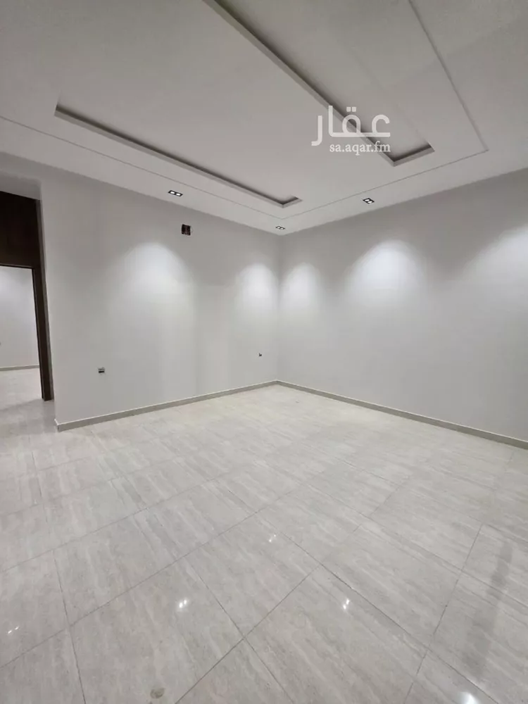 دور للبيع في شارع المحبة, حي بدر, مدينة الرياض, منطقة الرياض صورة 5