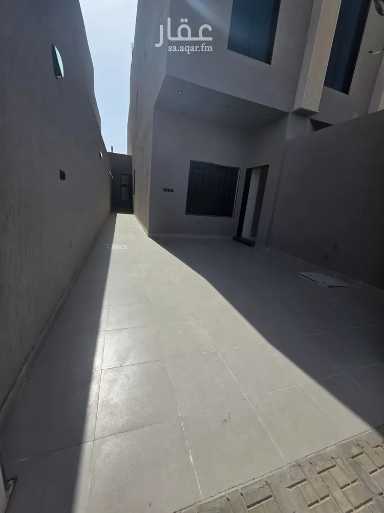 دور للبيع في شارع زايد السبيعي, حي بدر, مدينة الرياض, منطقة الرياض صورة 2