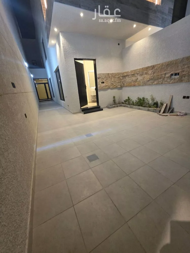 دور للبيع في شارع سليمان عبدالرحمن قاضي, حي العوالي, مدينة الرياض, منطقة الرياض صورة 3