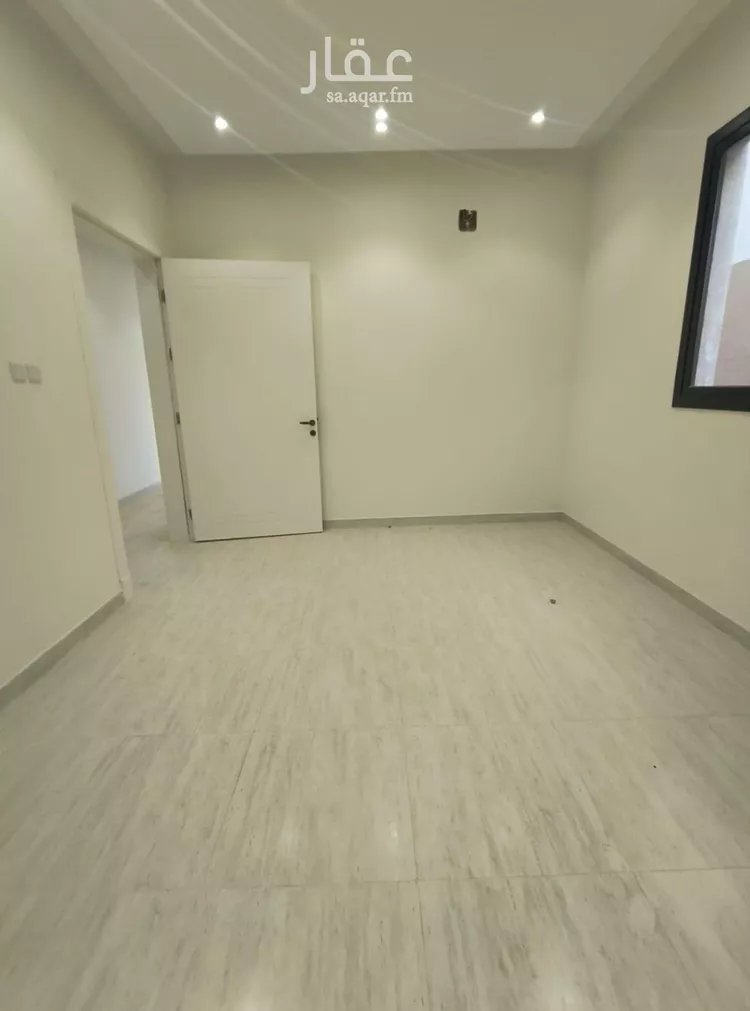 Floor for Sale in Riyadh Dahiat Namar 8