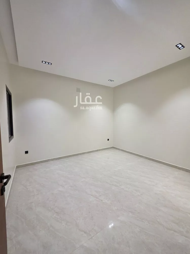 دور للبيع في شارع أبي العباس الأحفر, حي شبرا, مدينة الرياض, منطقة الرياض صورة 3