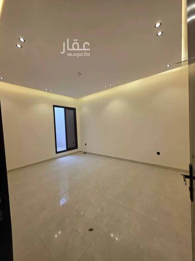 Floor for Sale in Riyadh Tuwaiq 22