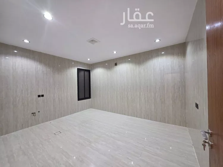 دور للبيع في شارع أحمد محمد جمال, حي طويق, مدينة الرياض, منطقة الرياض 18