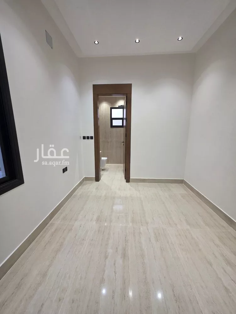 دور للبيع في شارع عبدالرحمن الأفريقي, حي العوالي, مدينة الرياض, منطقة الرياض صورة 5