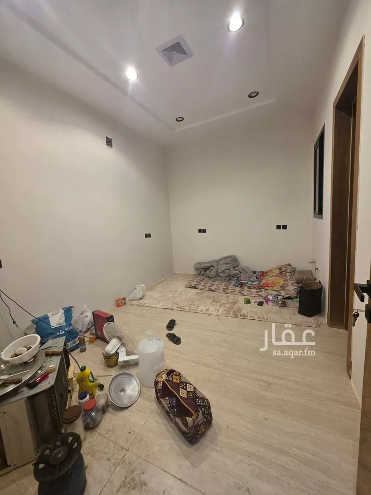 Floor for Sale in Riyadh Tuwaiq صورة 3