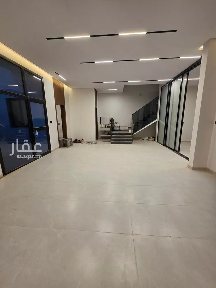 فيلا للبيع في شارع أبي طالب عبدالجبار, حي العوالي, مدينة الرياض, منطقة الرياض صورة 3