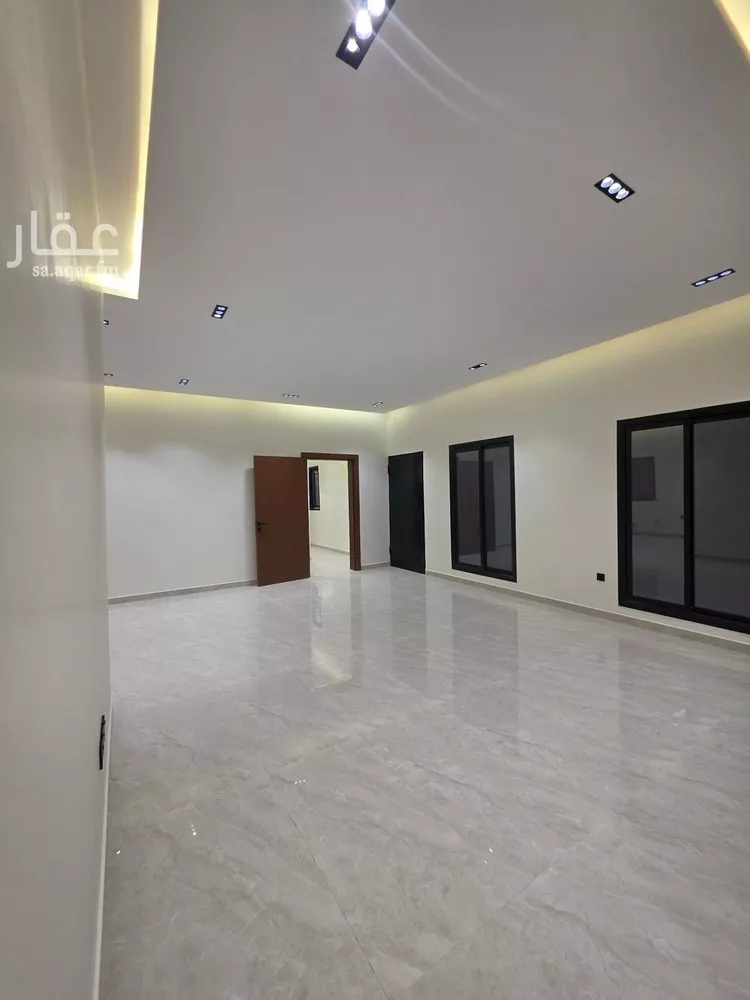 Floor for Sale in Riyadh Shubra صورة 2