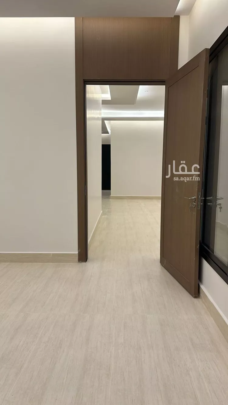 دور للبيع في شارع عبدالعزيز بن عجلان, حي ظهرة البديعة, مدينة الرياض, منطقة الرياض صورة 3