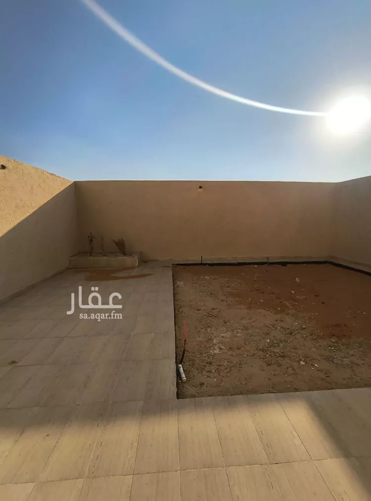 Floor for Sale in Riyadh Dahiat Namar 17