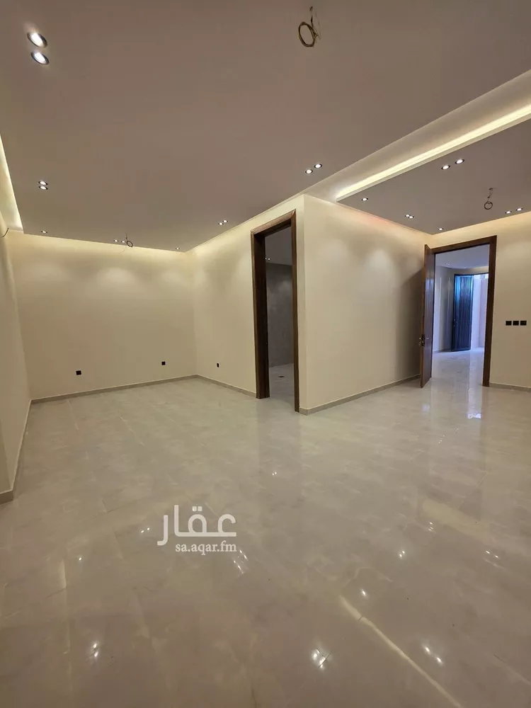 Floor for Sale in Riyadh Tuwaiq 21