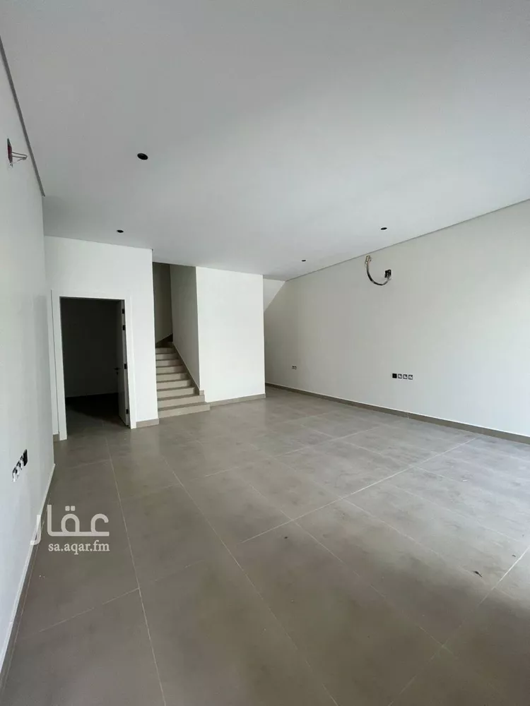 فيلا للبيع في شارع المحامل, حي الحزم, مدينة الرياض, منطقة الرياض صورة 5
