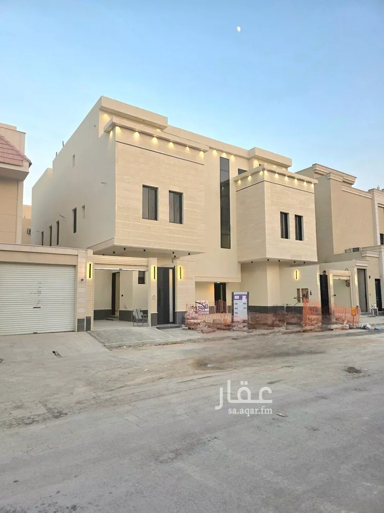 دور للبيع في شارع عبدالرحمن الأفريقي, حي العوالي, مدينة الرياض, منطقة الرياض صورة 2