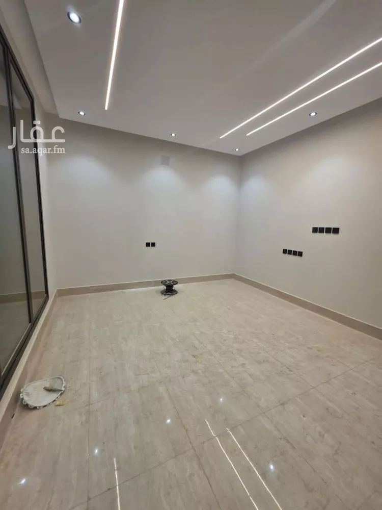 فيلا للبيع في شارع ثنيات, حي طويق, مدينة الرياض, منطقة الرياض صورة 3