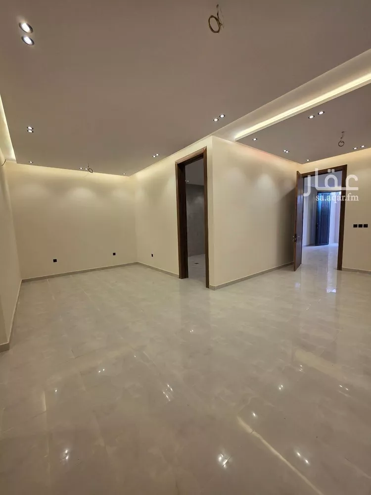 دور للبيع في شارع علي القيسي, حي طويق, مدينة الرياض, منطقة الرياض صورة 4