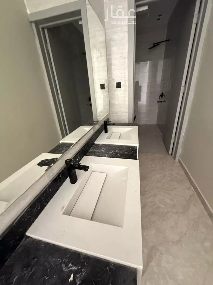 دور للبيع في شارع عبدالرحمن الأفريقي, حي العوالي, مدينة الرياض, منطقة الرياض صورة 5