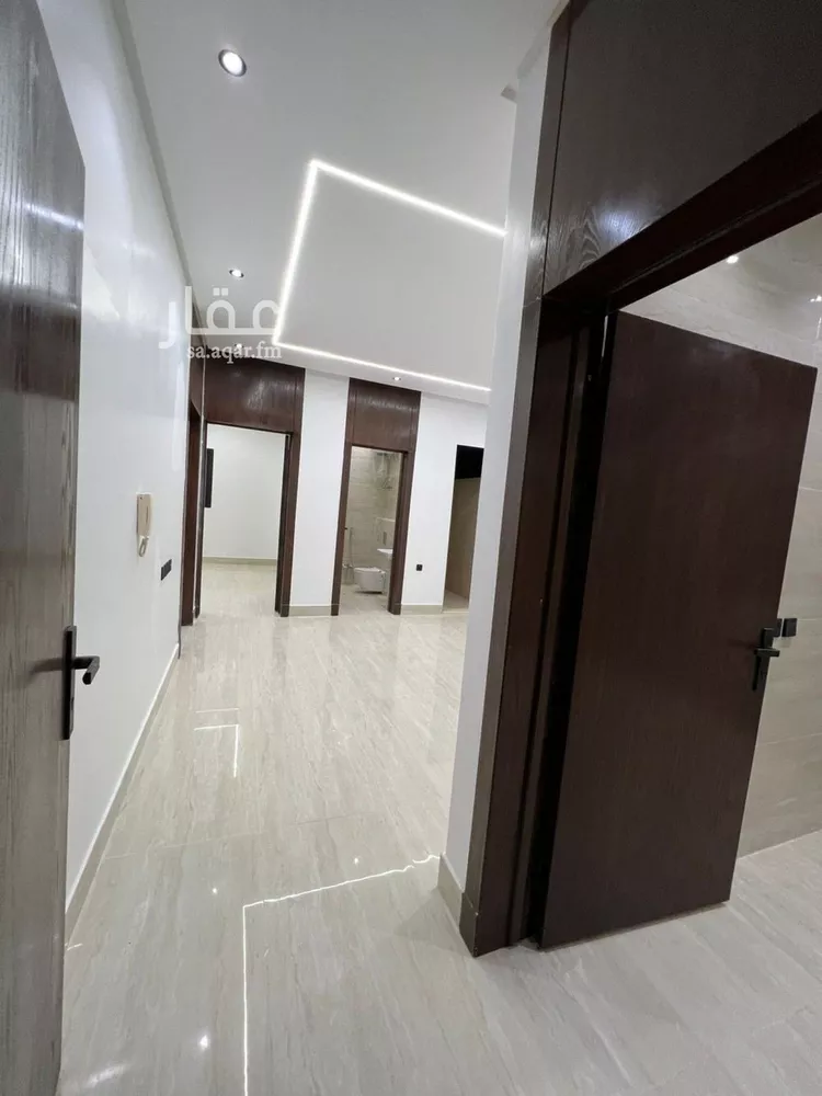 Floor for Sale in Riyadh Tuwaiq صورة 2