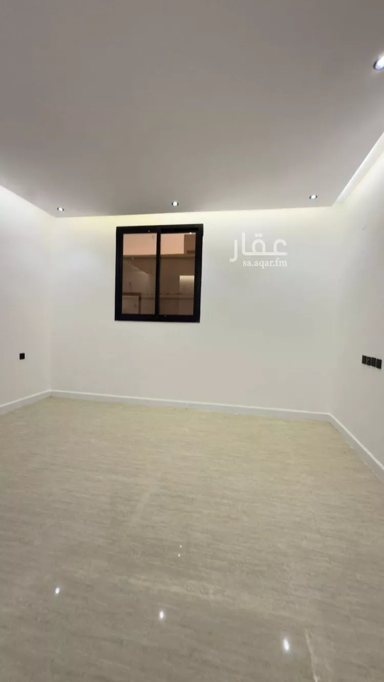 Villa for Sale in Riyadh Tuwaiq 8