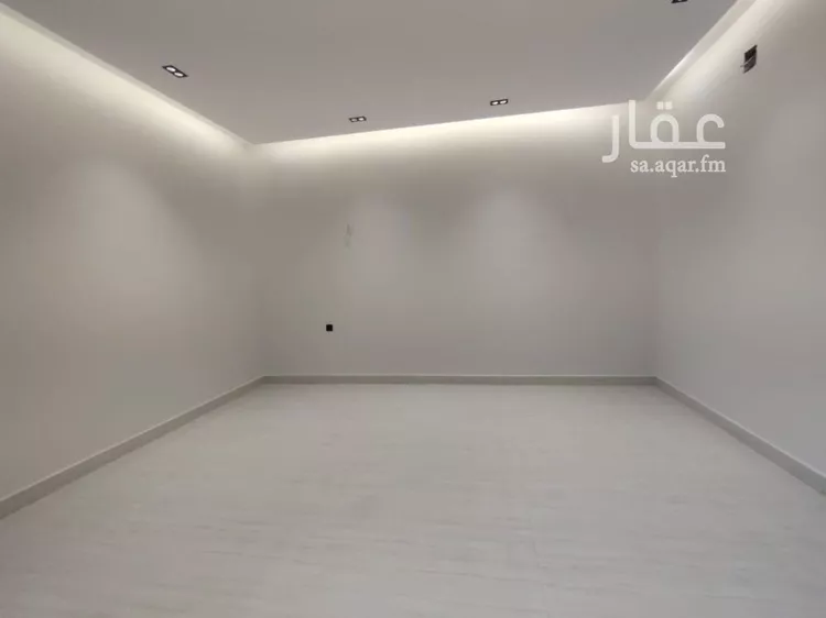 دور للبيع في شارع الدوار, حي الحزم, مدينة الرياض, منطقة الرياض صورة 4