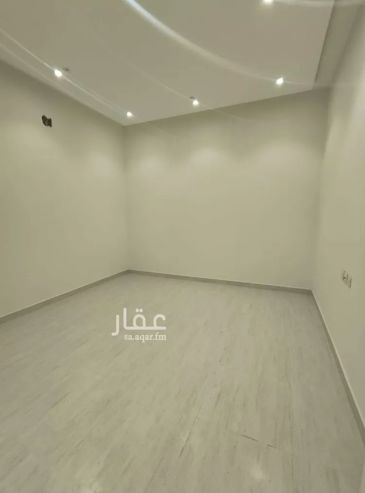 Floor for Sale in Riyadh Dahiat Namar 10