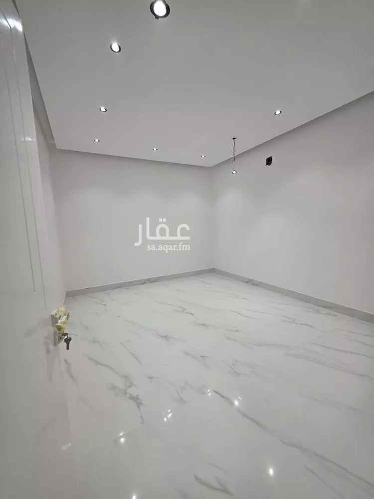 فيلا للبيع في شارع ست المعالي الحربية, حي العريجاء الغربي, مدينة الرياض, منطقة الرياض 15