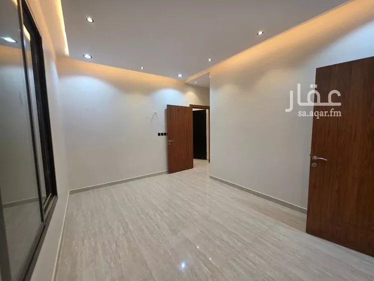 دور للبيع في شارع أحمد محمد جمال, حي طويق, مدينة الرياض, منطقة الرياض 21