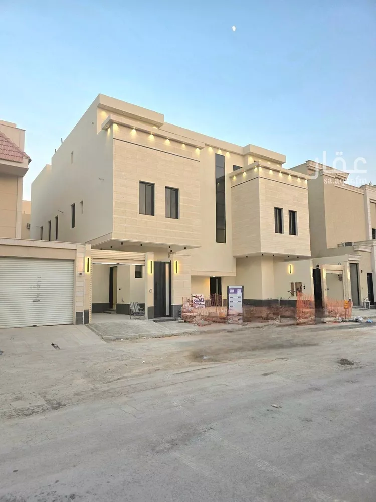 دور للبيع في شارع أحمد بن محمد الصباحي, حي العوالي, مدينة الرياض, منطقة الرياض صورة 3