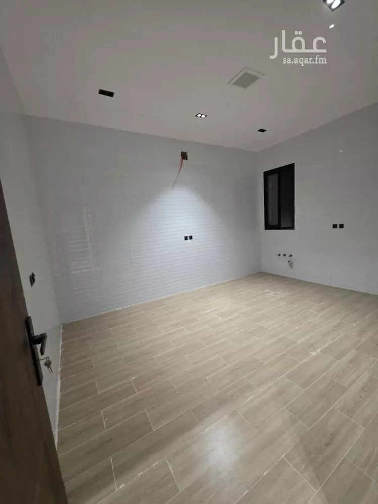 دور للبيع في شارع المحبة, حي بدر, مدينة الرياض, منطقة الرياض صورة 2