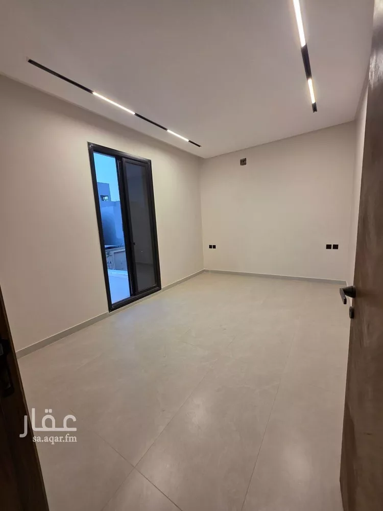 فيلا للبيع في شارع ابن جرير التنوخي, حي العوالي, مدينة الرياض, منطقة الرياض صورة 3