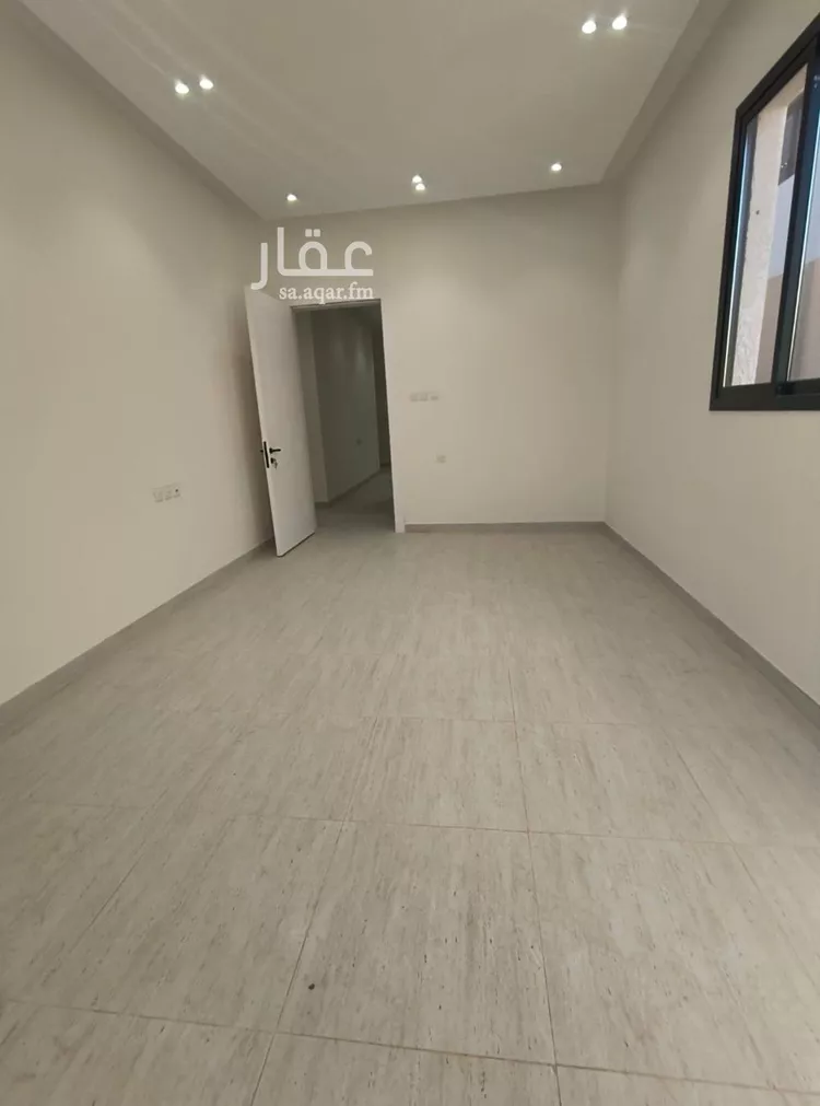 Floor for Sale in Riyadh Dahiat Namar 20