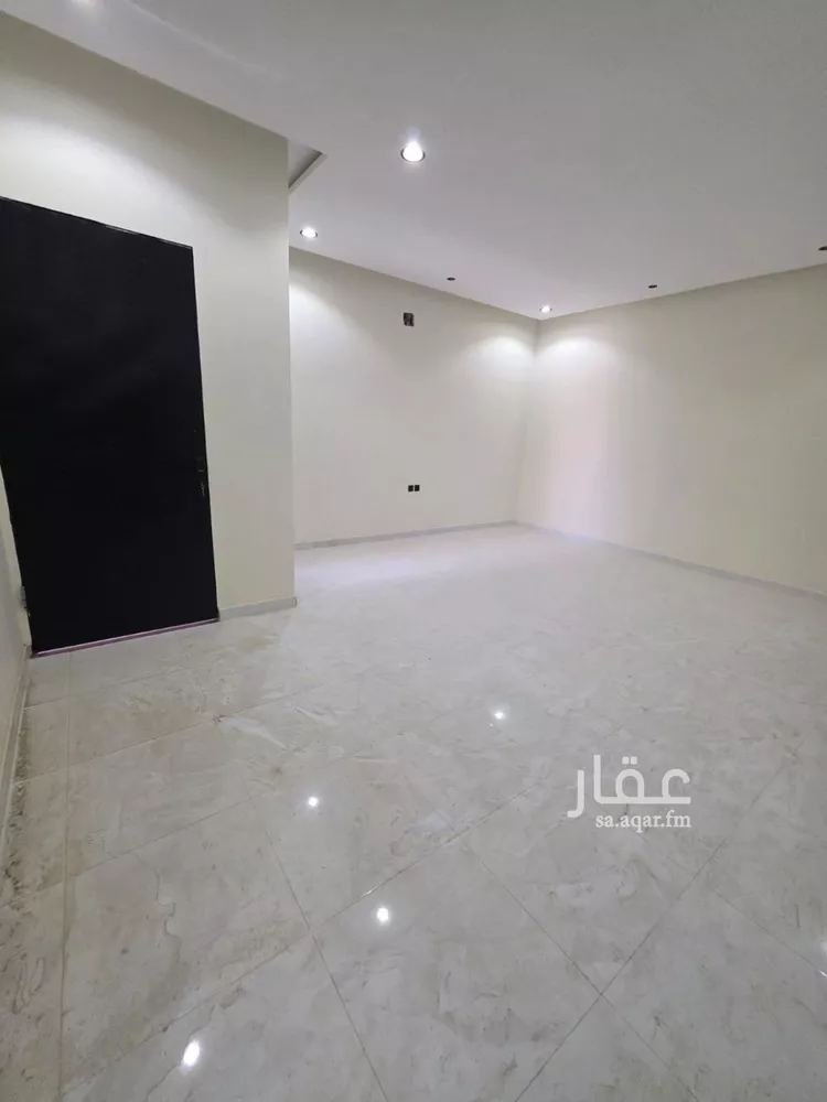 دور للبيع في شارع أحمد بن عبدالرحمن اللخمي, حي بدر, مدينة الرياض, منطقة الرياض 8