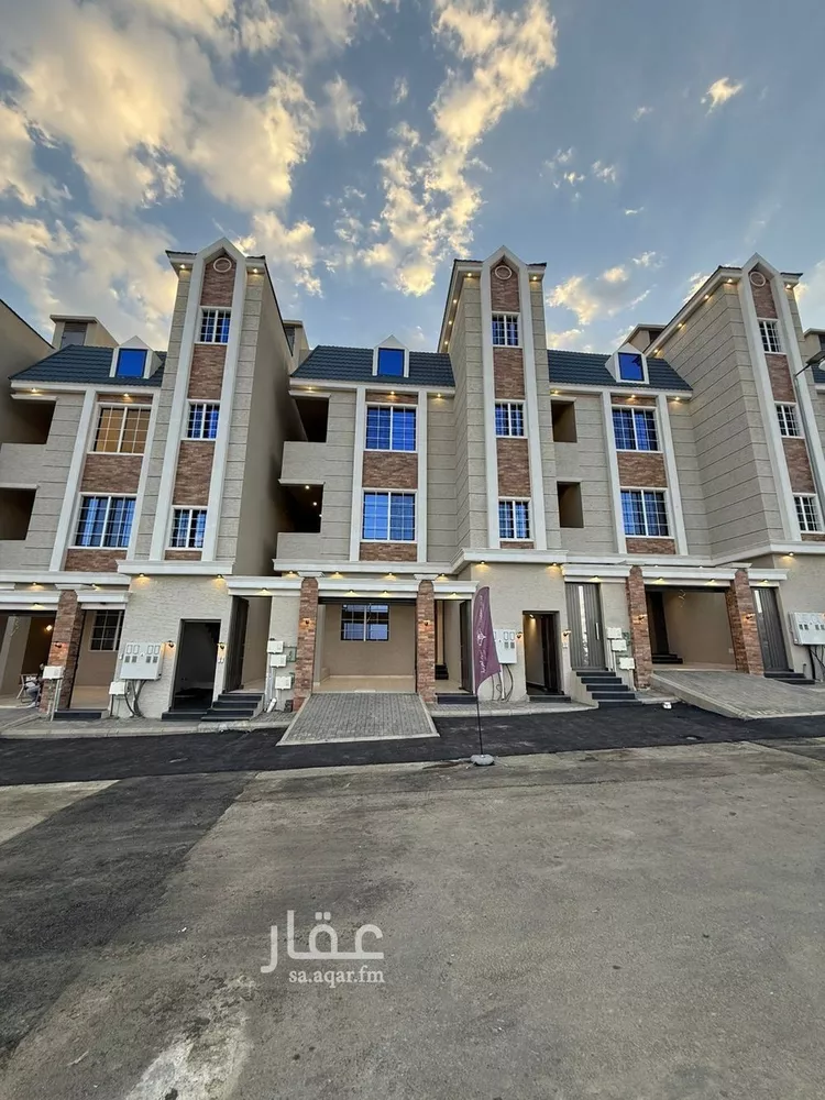 شقة للبيع في شارع سعيد بن حريث, حي المعارض, مدينة خميس مشيط, منطقة عسير